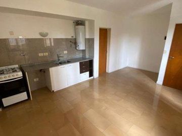VENTA DE EXCELENTE DEPARTAMENTO MONOAMBIENTE EN PLENO CENTRO DE MONTE GRANDE - IDEAL INVERSION