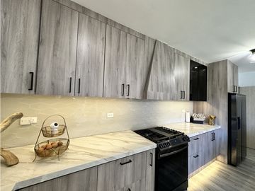 Venta de casa en Versalles / Costa Sur Ph Quintas de Versalles