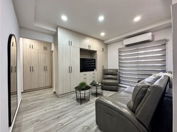 Venta de casa en Versalles / Costa Sur Ph Quintas de Versalles