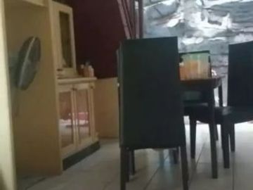 Rumah Dalam Komplek Dekat Pondok Surya Hook Karang Tengah