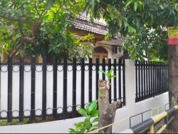Rumah Dalam Komplek Dekat Pondok Surya Hook Karang Tengah