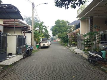 Rumah citra harmoni (ciputra grup) blok A cluster depan dekat pos