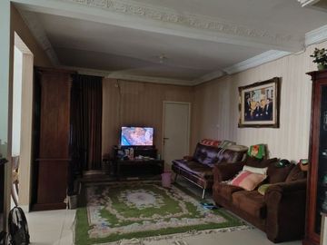 DIJUAL CEPAT RUMAH MEWAH TERAWAT KOKOH NYAMAN DI BUARAN DUREN SAWIT JAKARTA TIMUR