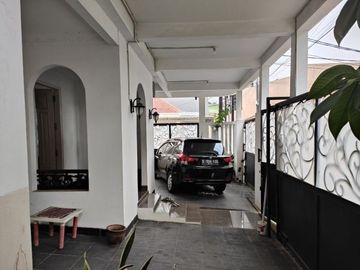 DIJUAL CEPAT RUMAH MEWAH TERAWAT KOKOH NYAMAN DI BUARAN DUREN SAWIT JAKARTA TIMUR