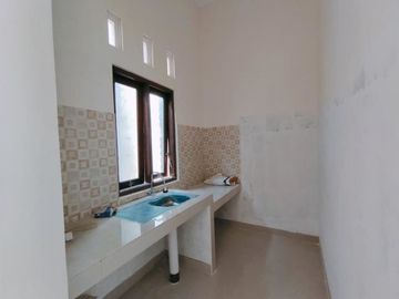 Rumah modern baru dalam cluster di jln Kaliurang KM 7