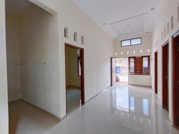 Rumah modern baru dalam cluster di jln Kaliurang KM 7