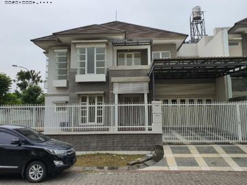 Rumah Puri Galaxy Bamboo Lake MINIMALIS SIAP HUNI