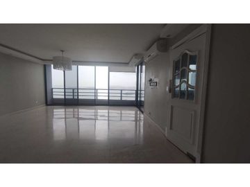 Se vende apartamento en Avenida Balboa, PH Los Delfines