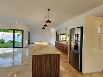 Hermosa RESIDENCIA EN VENTA 4 Recamaras Fracc PUNTA TIBURON