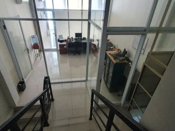 Ruko Jl Prapanca STRATEGIS, AMAN, BEBAS BANJIR