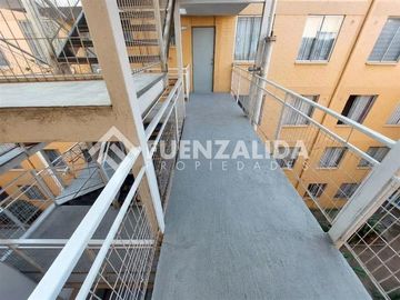 Departamento en venta de 3 dorm. en La Cisterna
