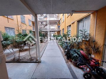 Departamento en venta de 3 dorm. en La Cisterna
