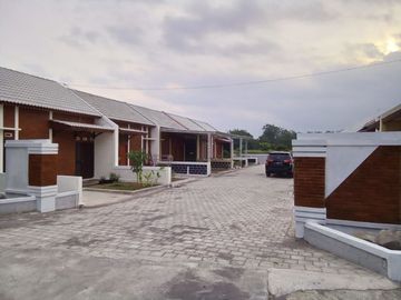 Rumah Siap Huni Gaya Etnik Jawa Murah Hanya 8 Menit ke Candi Prambanan