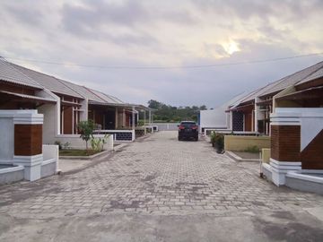 Rumah Siap Huni Gaya Etnik Jawa Murah Hanya 8 Menit ke Candi Prambanan