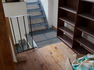 Tipo Casa 4 Amb. - Lateral - Sin expensas - Reciclado a Nuevo