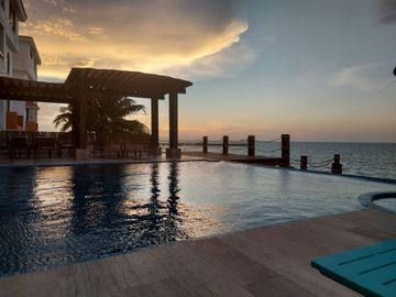 Penthouse Amueblado en Venta en Puerta del Mar en Chicxulub Puerto
