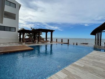 Penthouse Amueblado en Venta en Puerta del Mar en Chicxulub Puerto