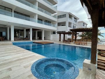 Penthouse Amueblado en Venta en Puerta del Mar en Chicxulub Puerto