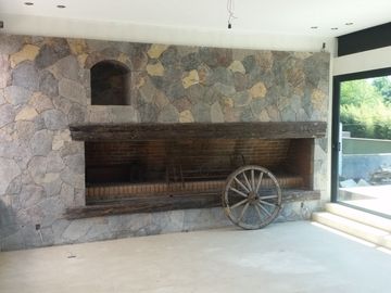 CASA EN VENTA EN EL CORAZON DE AVANDARO