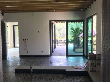 CASA EN VENTA EN EL CORAZON DE AVANDARO