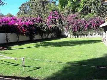 CASA EN VENTA EN EL CORAZON DE AVANDARO