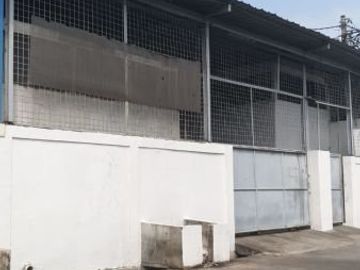 Gudang nusa dua jurumudi,2 lantai,hadap timur,harga 6,9M nego