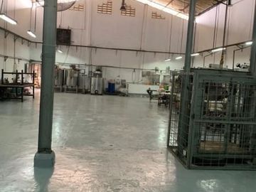 Gudang nusa dua jurumudi,2 lantai,hadap timur,harga 6,9M nego