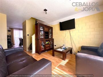Casa en venta de 3 dorm. en Villa Alemana