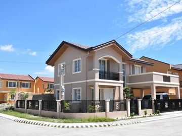 Big House and Lot in Bae Laguna