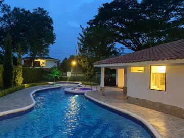 casa campestre en venta en alfaguara. Cod V4940