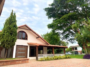 casa campestre en venta en alfaguara. Cod V4940