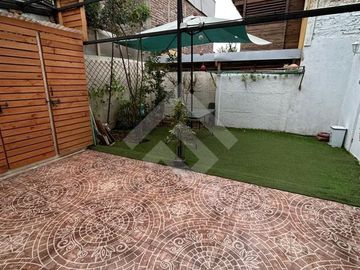Casa en arriendo de 2 dorm, 2 baños en San Bernardo