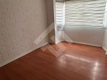 Casa en arriendo de 2 dorm, 2 baños en San Bernardo