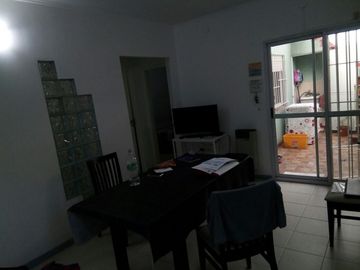 Departamento Tipo Casa en venta en Lanus Oeste