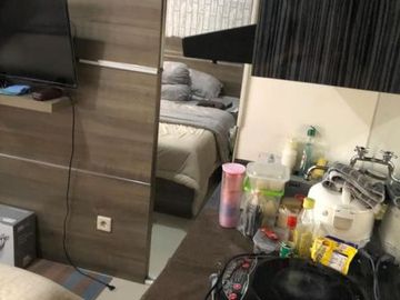 Apartemen green pramuka bulanan type studio full furnished