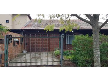 Chalet 4 Amb c/Gge quincho y parque