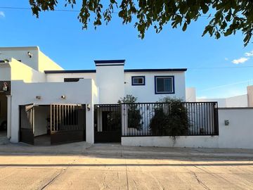 SE VENDE CASA AL NORTE EN CUCURPE RESIDENCIAL SOBRE EL MORELOS