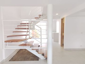 casa en venta en ciudad country. Cod V119300