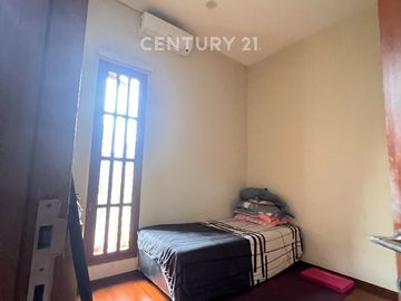 Dijual Rumah Strategis Siap Huni Di Bintaro Jaya Sektor 9