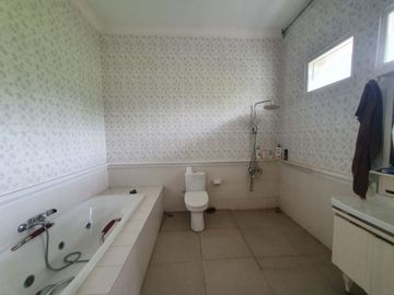 Rumah 5 Kamar Tidur Posisi Hook di Sektor 9 Rajawali Bintaro 4829