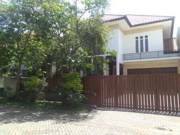 Dijual Rumah Graha Family Blok U Wiyung Surabaya