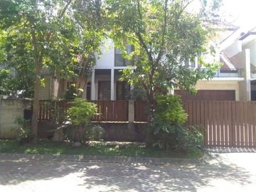 Dijual Rumah Graha Family Blok U Wiyung Surabaya