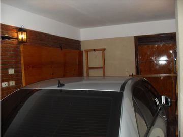 MOGOTES ; CHALET 4 AMBIENTES MUY COMODO-