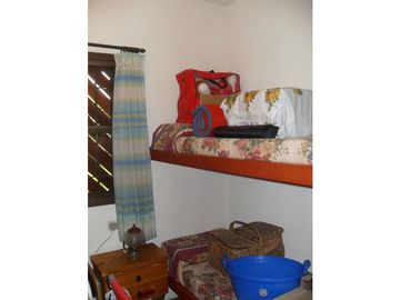 MOGOTES ; CHALET 4 AMBIENTES MUY COMODO-