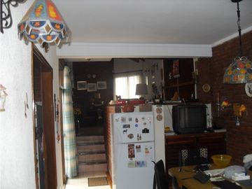 MOGOTES ; CHALET 4 AMBIENTES MUY COMODO-