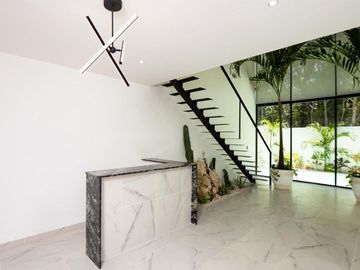 Casa con alberca privada, Sala de TV, zona con amenidades, venta Ciudad Mayakoba