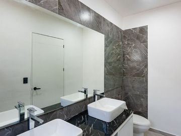 Casa con alberca privada, Sala de TV, zona con amenidades, venta Ciudad Mayakoba