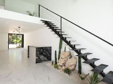 Casa con alberca privada, Sala de TV, zona con amenidades, venta Ciudad Mayakoba