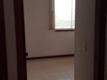 apartamento en venta en las mercedes. Cod V87005