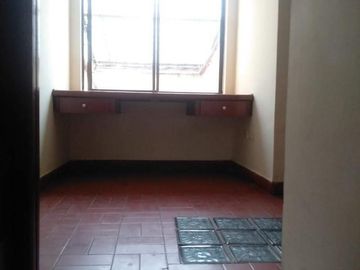 apartamento en venta en las mercedes. Cod V87005